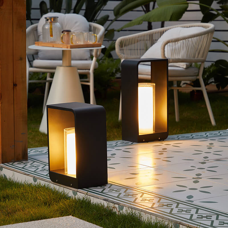 Landscape light in patio and garden setting — solar or hardwired option | Casa Norex