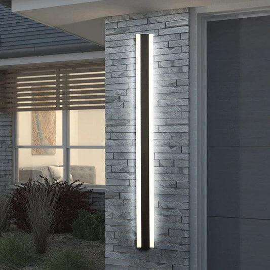 LED wall light in modern living room setting | Casa Norex