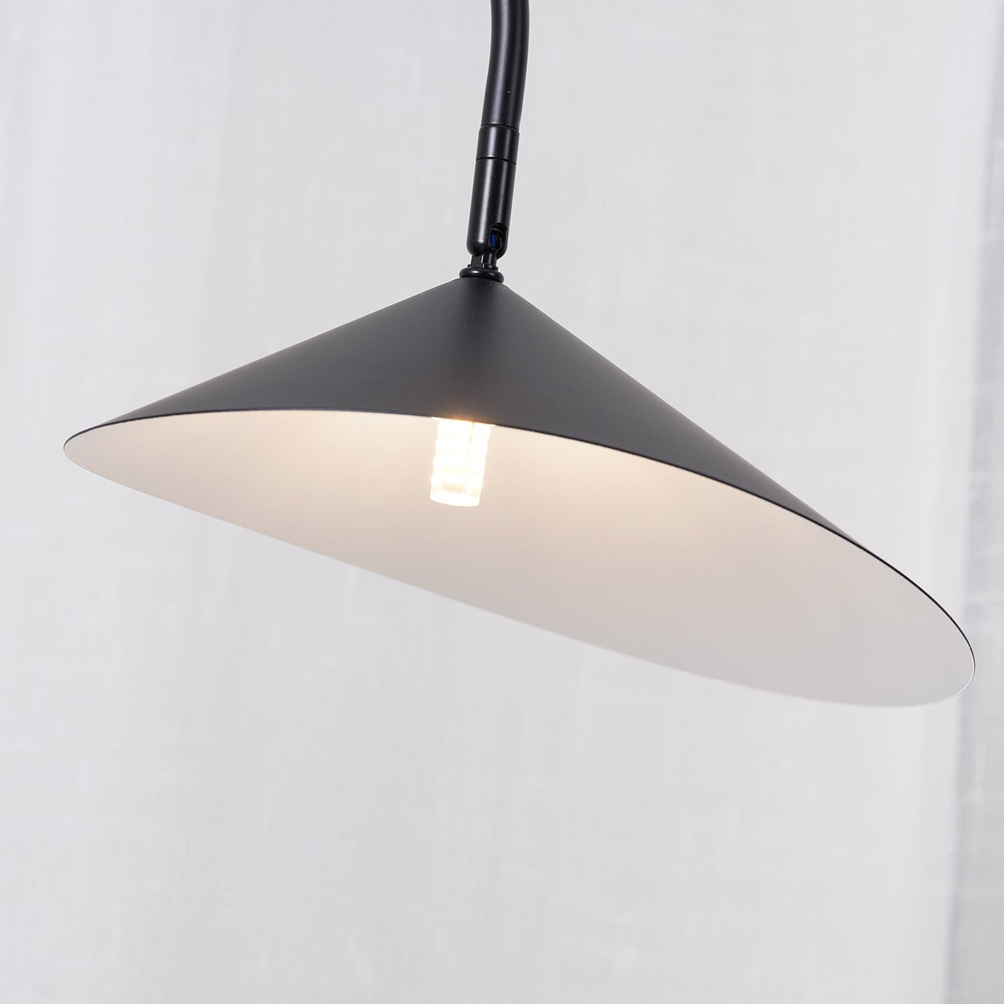 Mono Table Lamp