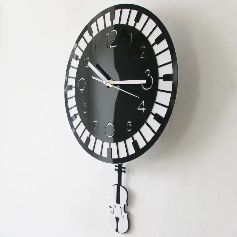Piano & Violin Pendulum Wall Clock close-up of the swinging violin | Casa Norex