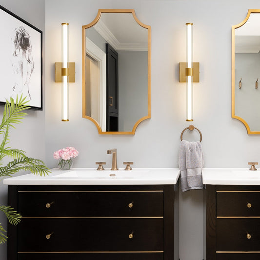 Two-bulb sconce in bathroom vanity - horizontal installation - Casa Norex