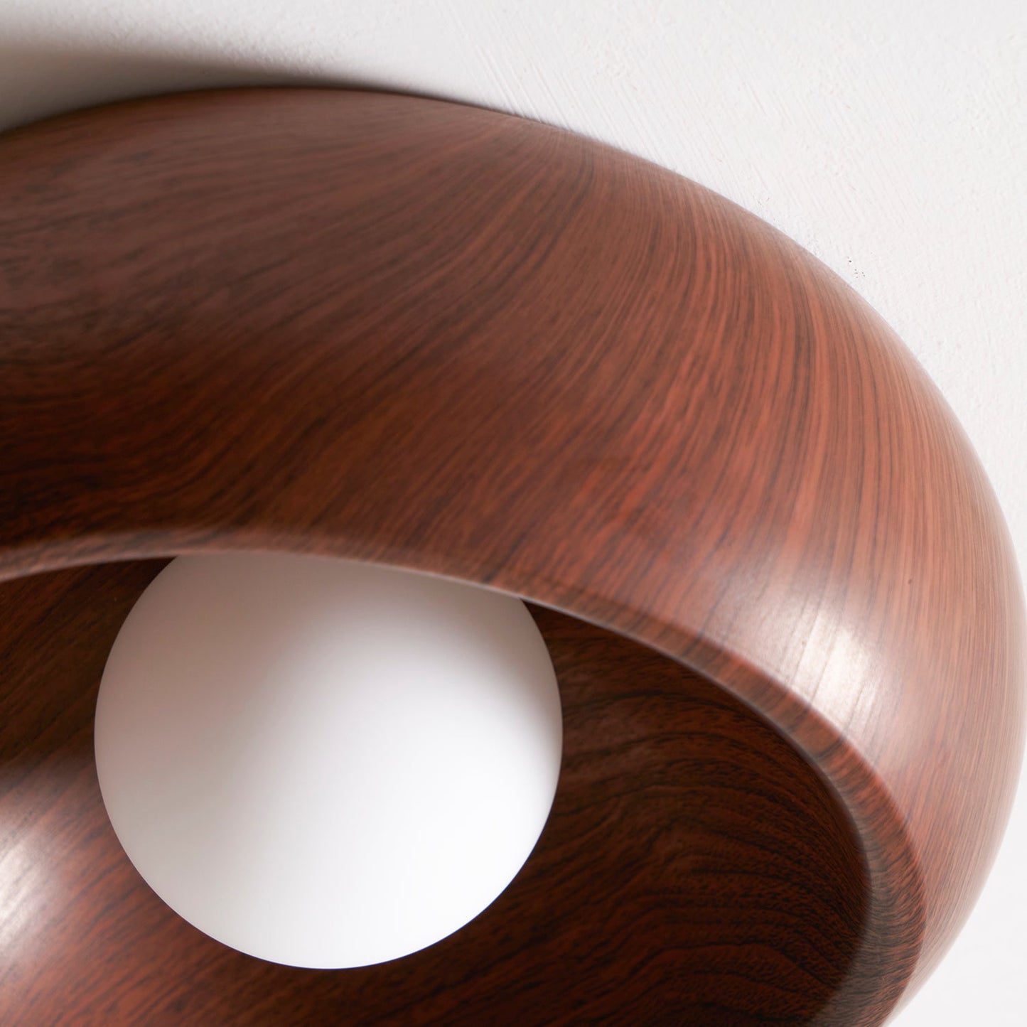 Zuwa Ceiling Light