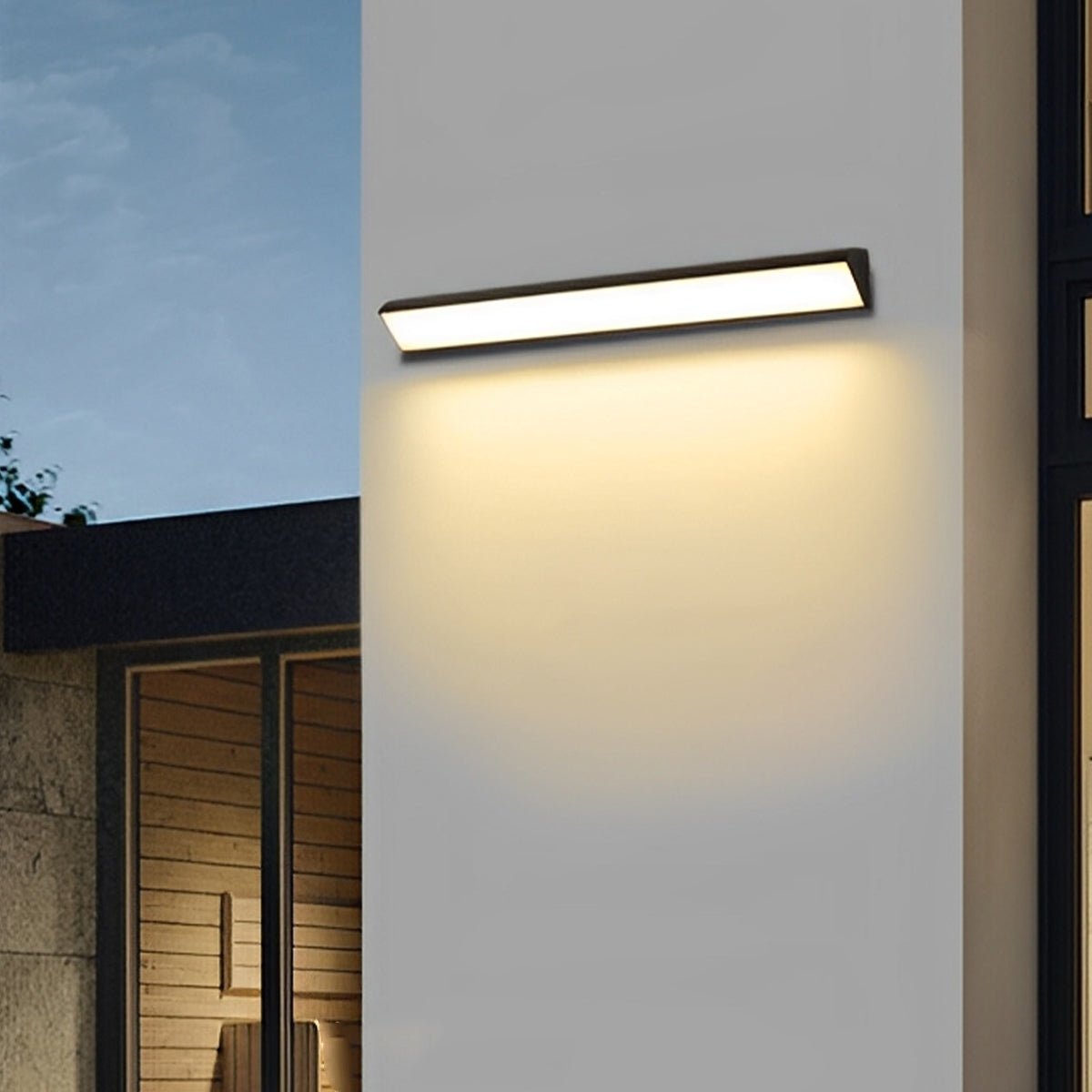 Outdoor wall light alternate angle — black finish, 15.75 inch size | Casa Norex