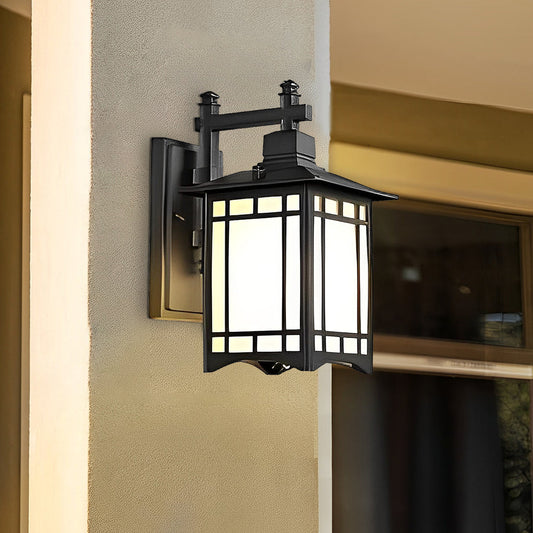 Retro lantern outdoor wall light in black frame — exterior wall | Casa Norex