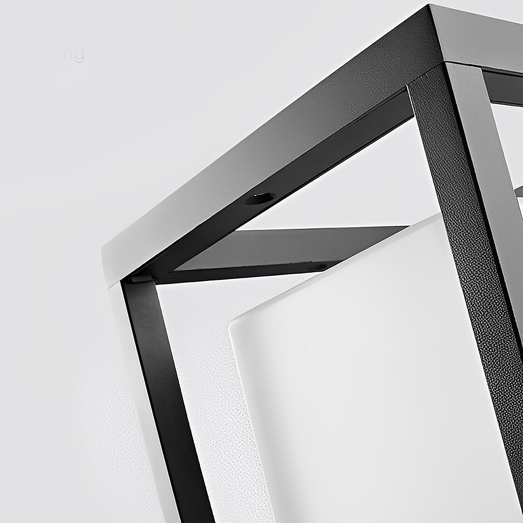 Plinth close-up of the black frame and frosted shade — Casa Norex