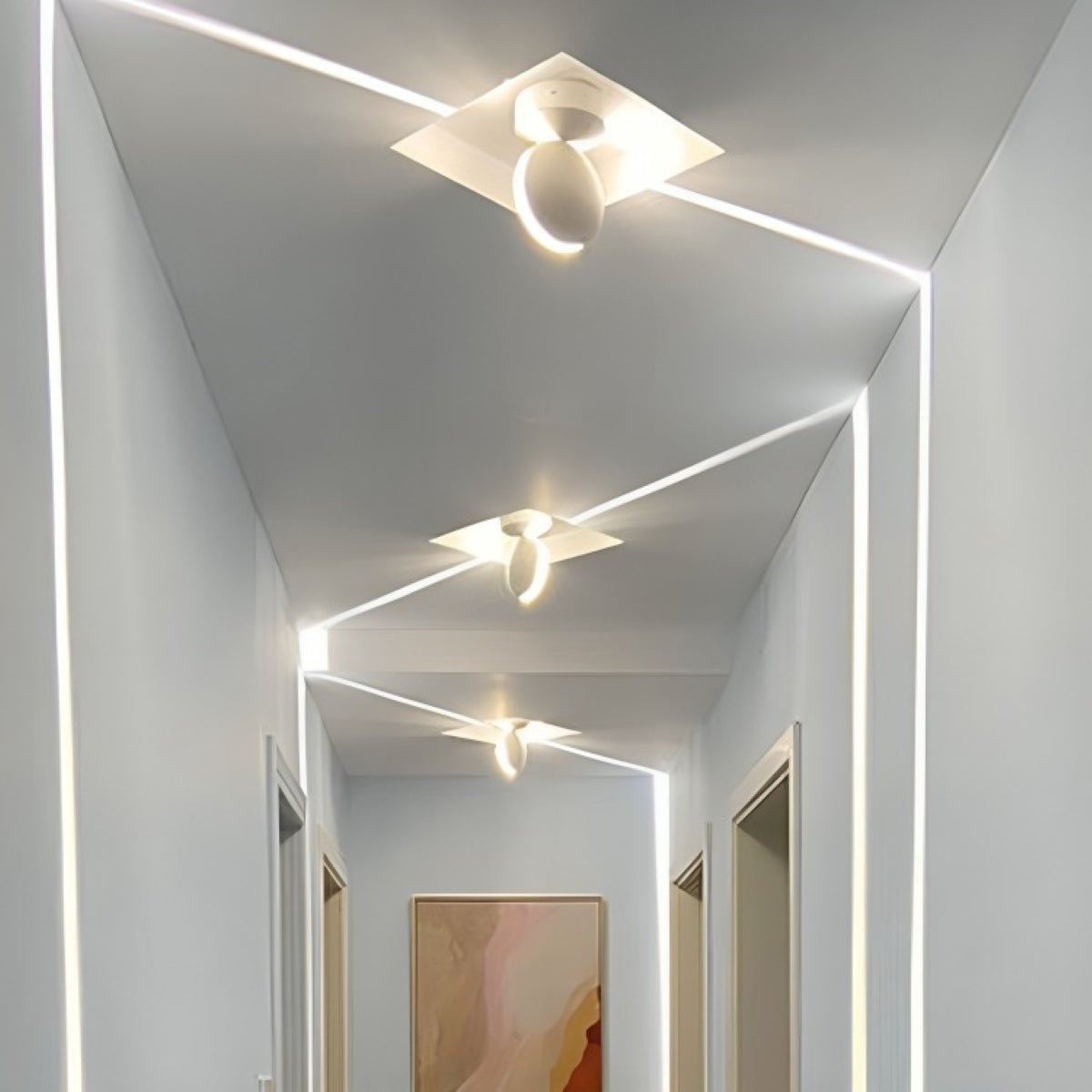 Wall spot light in hallway setting — directed beam on wall | Casa Norex