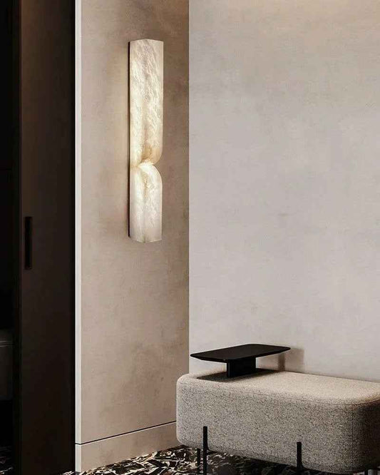 Alabaster wall sconce — geometric relief, brass finish | Casa Norex