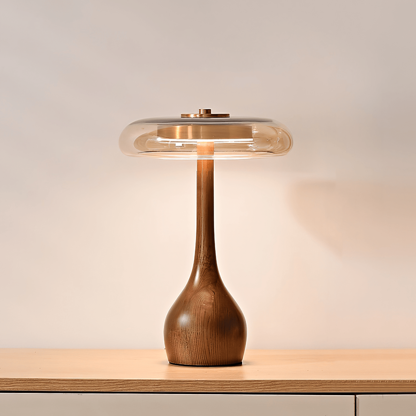 Table lamp in modern living room — warm amber glow | Casa Norex