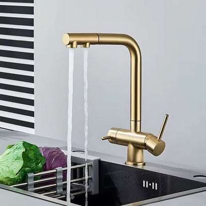 Clearwell 3-Way Filtered Pull-Out Kitchen Faucet — braided pull-out hose | Casa Norex
