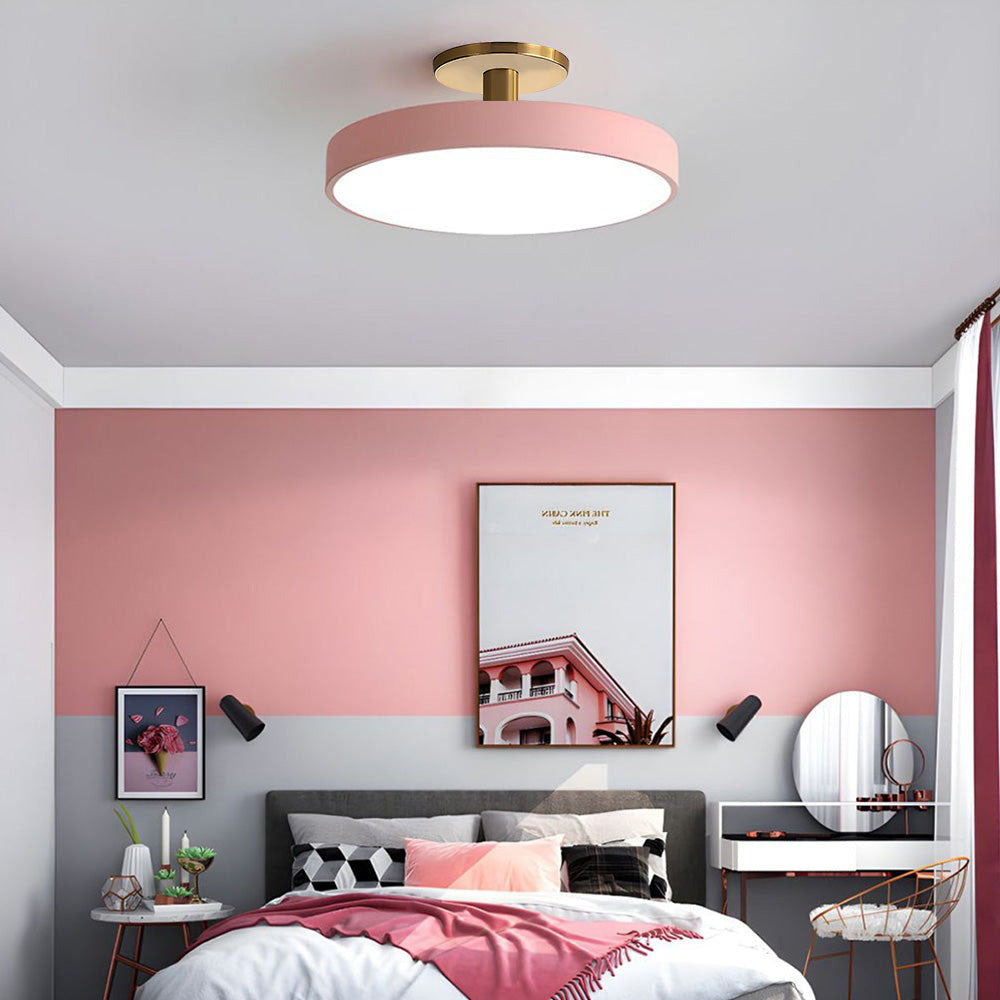 Close-up of acrylic diffuser texture on semi-flush ceiling light | Casa Norex