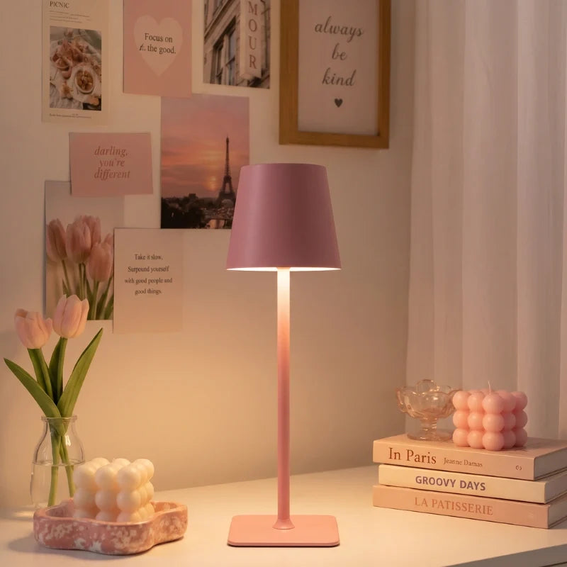 Matte pink table lamp on a shelf with tulips and pink decor — Casa Norex