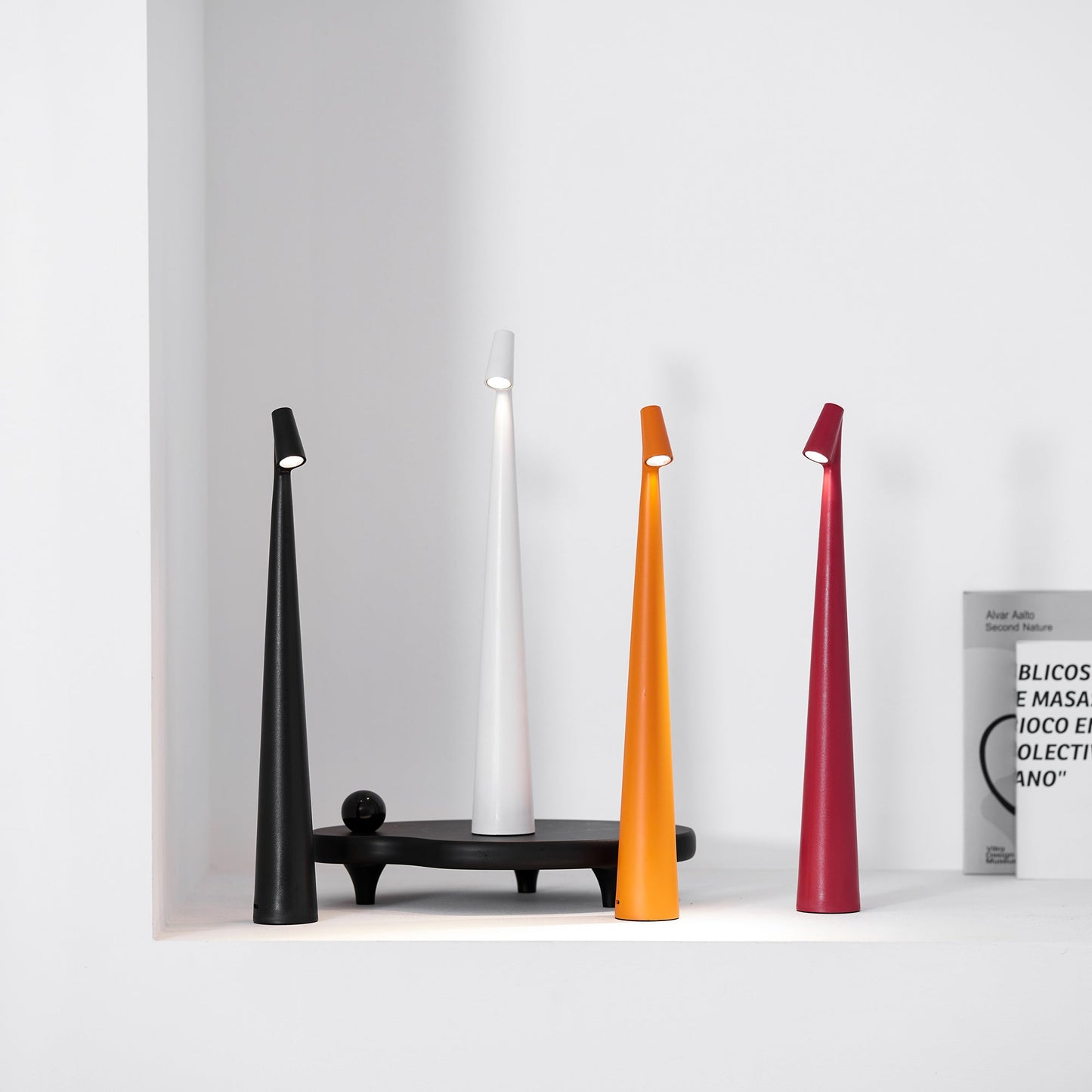 Africa Built-in Battery Table Lamp
