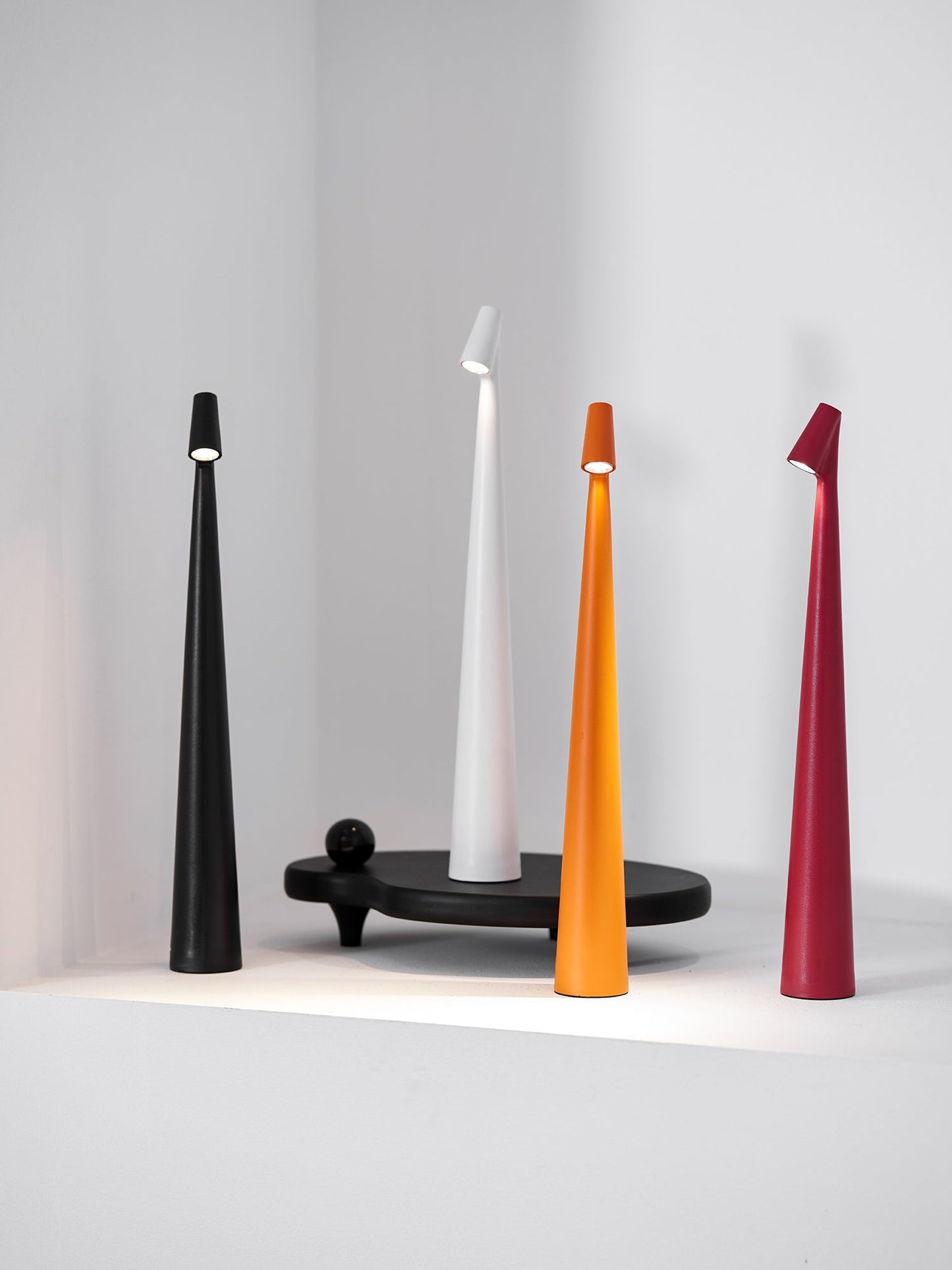 Africa Built-in Battery Table Lamp