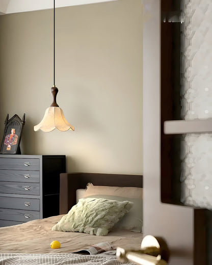 Agnes Pendant Light
