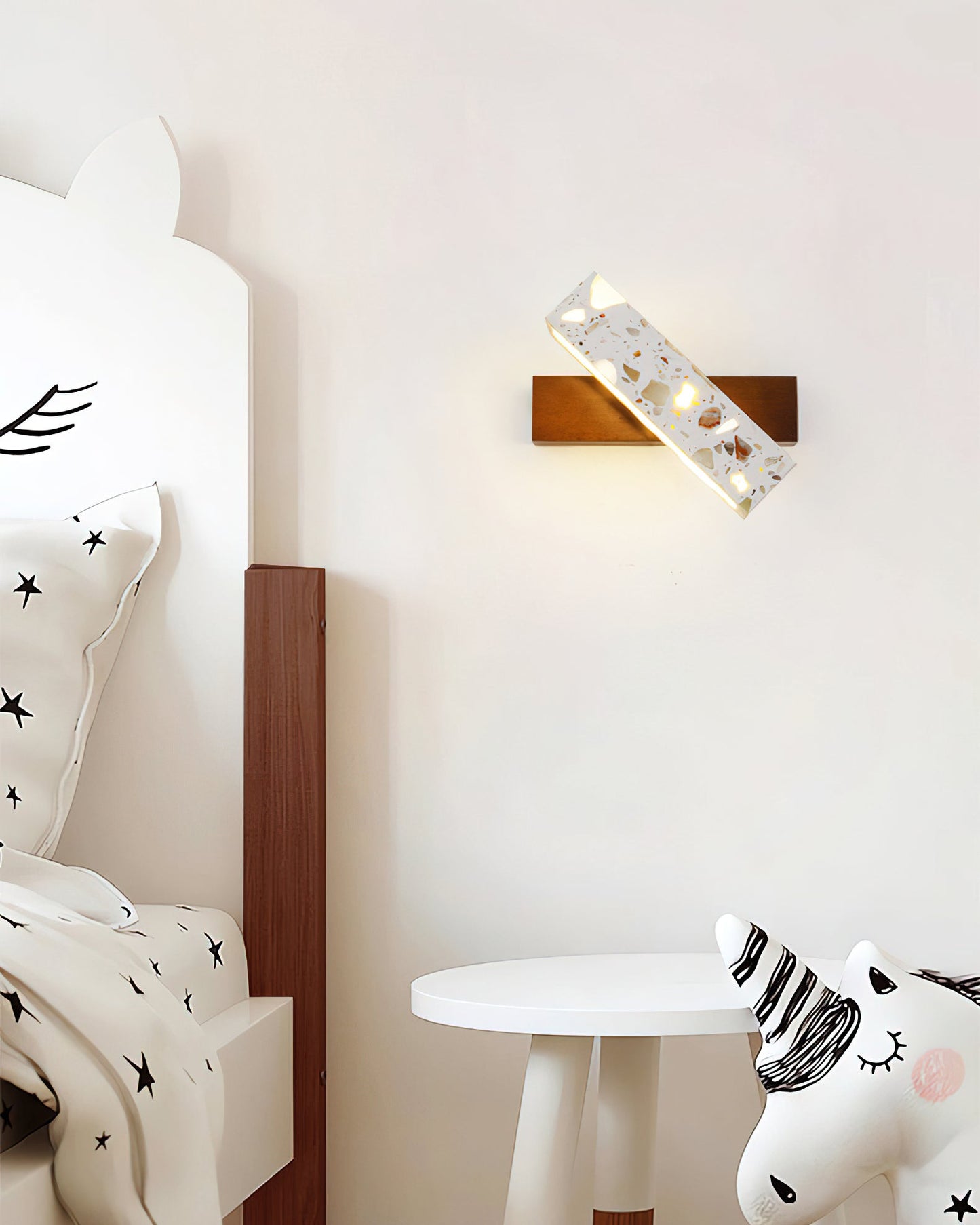 Andre Wall Lamp