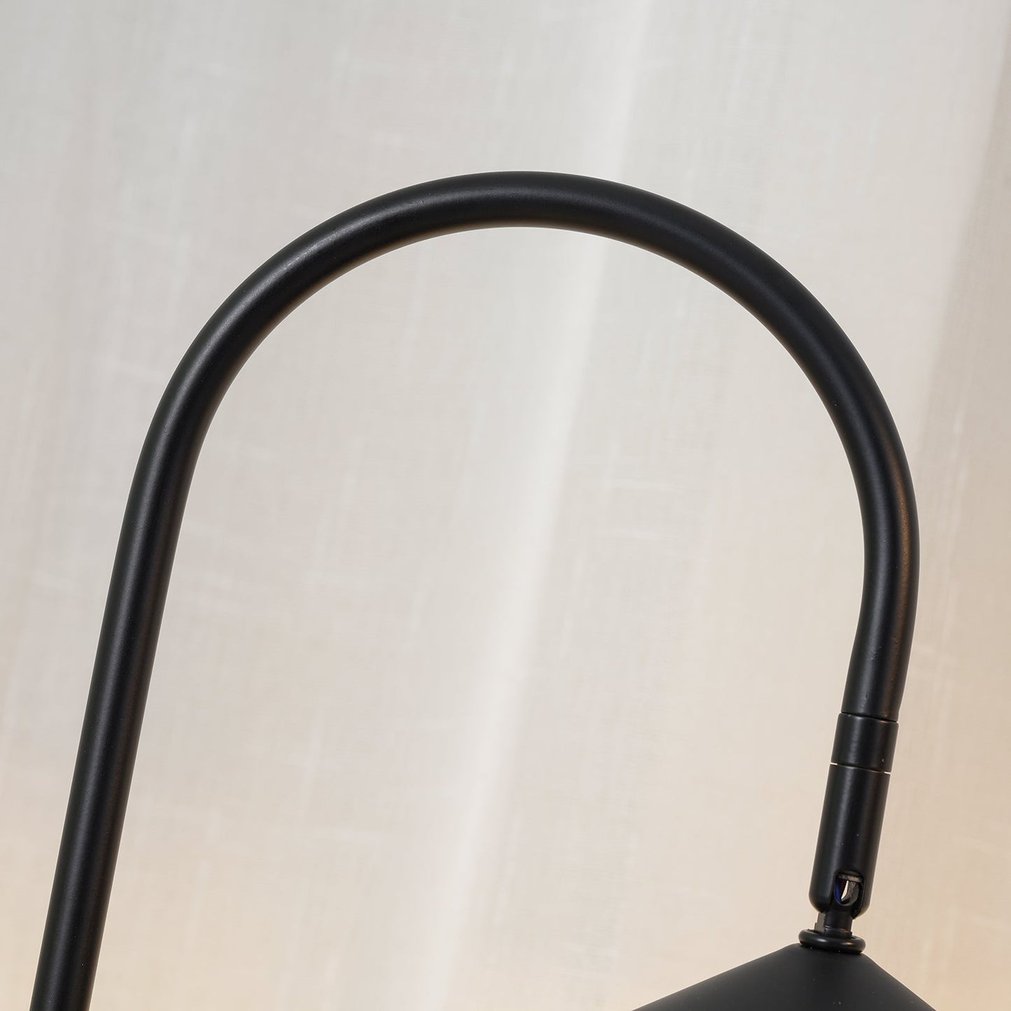 Mono Table Lamp