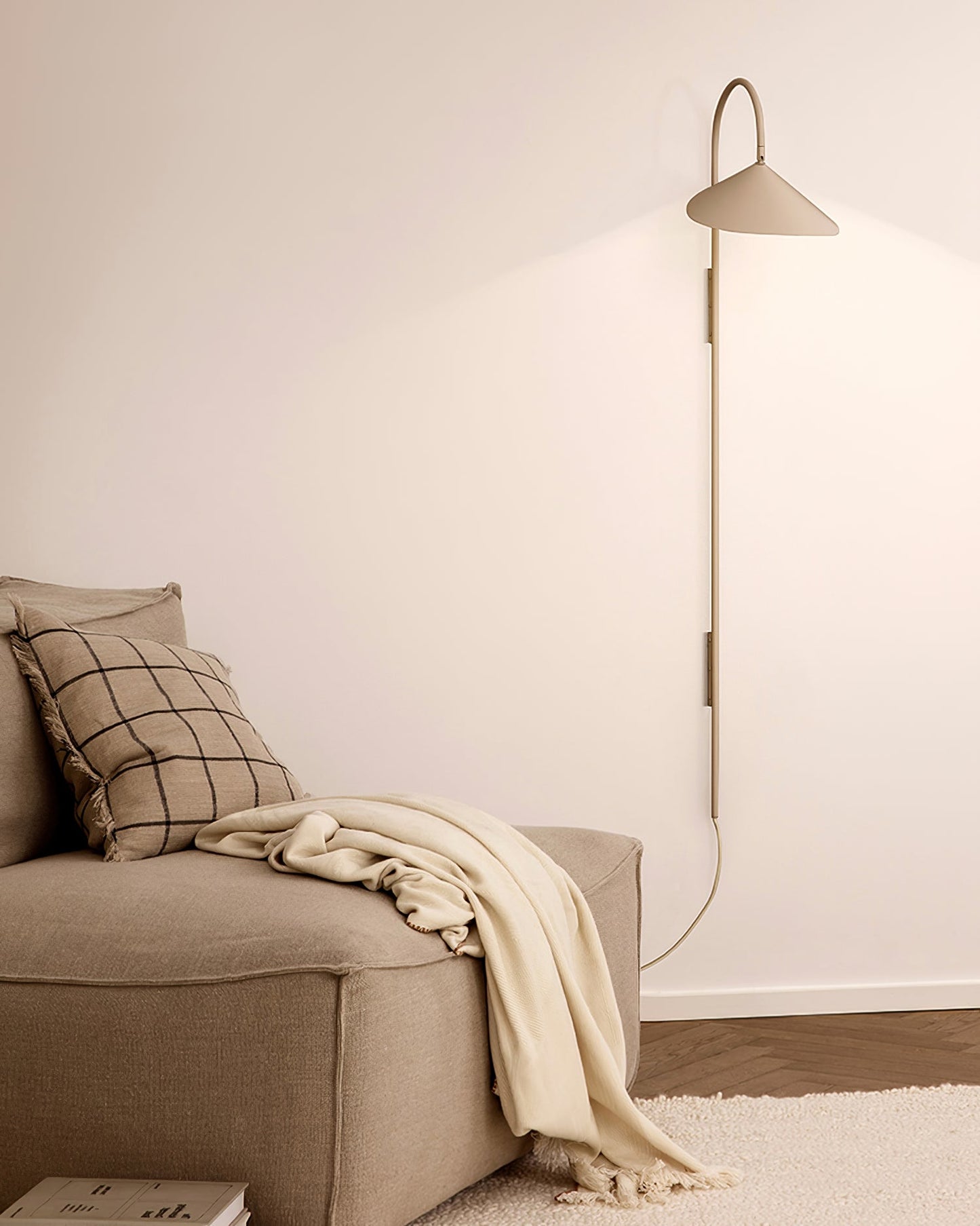Stella Plug In Wall Lamp
