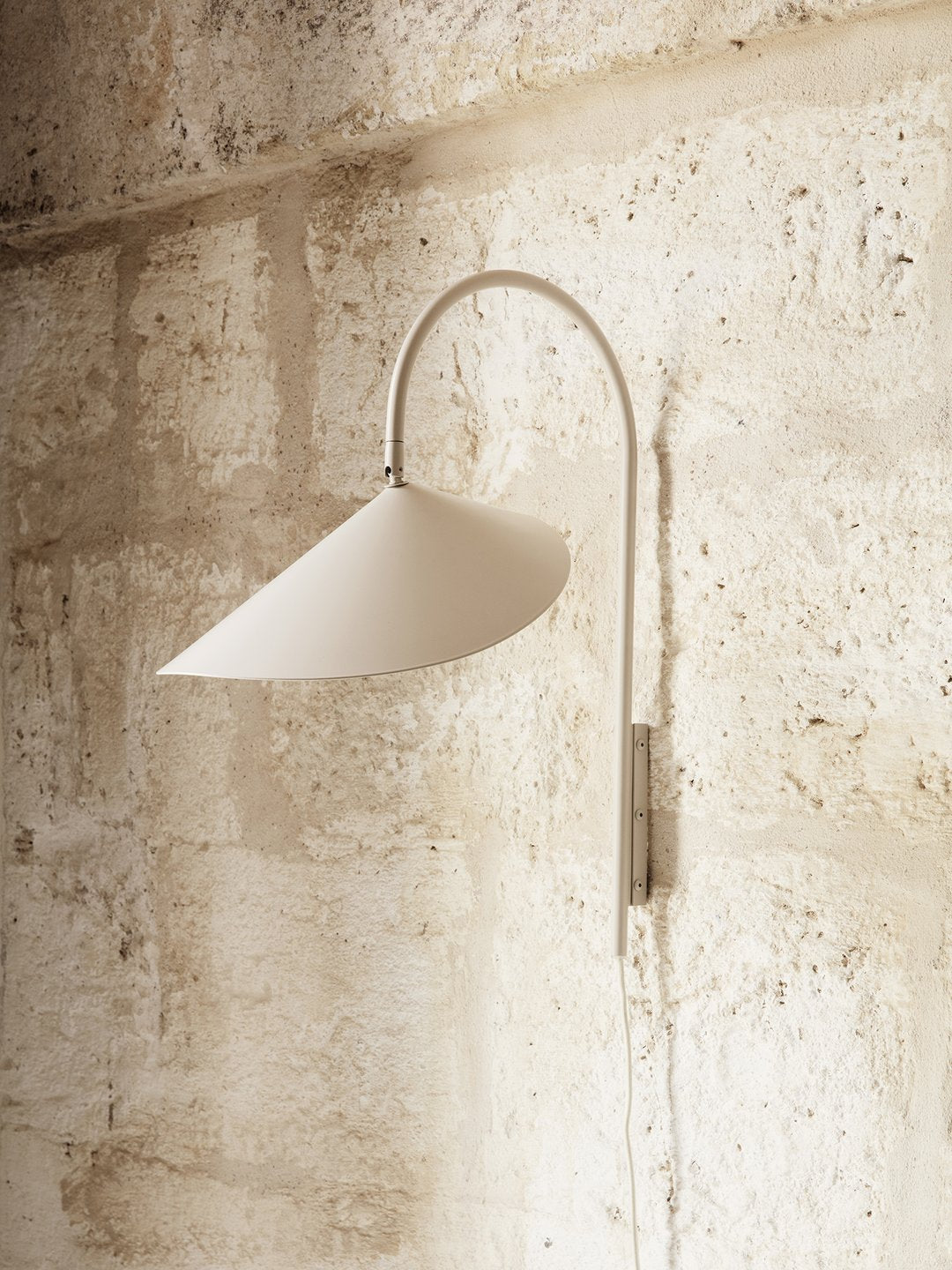 Stella Plug In Wall Lamp