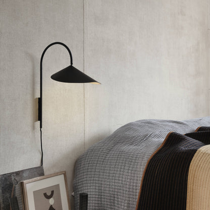 Stella plug-in lamp wall mount detail - Casa Norex