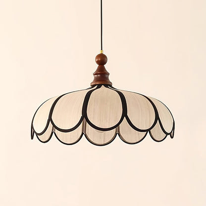 Close-up of woven Abaca texture on pendant shade | Casa Norex