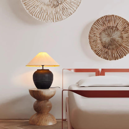 Black Karen table lamp in hotel room - boutique ambiance - Casa Norex