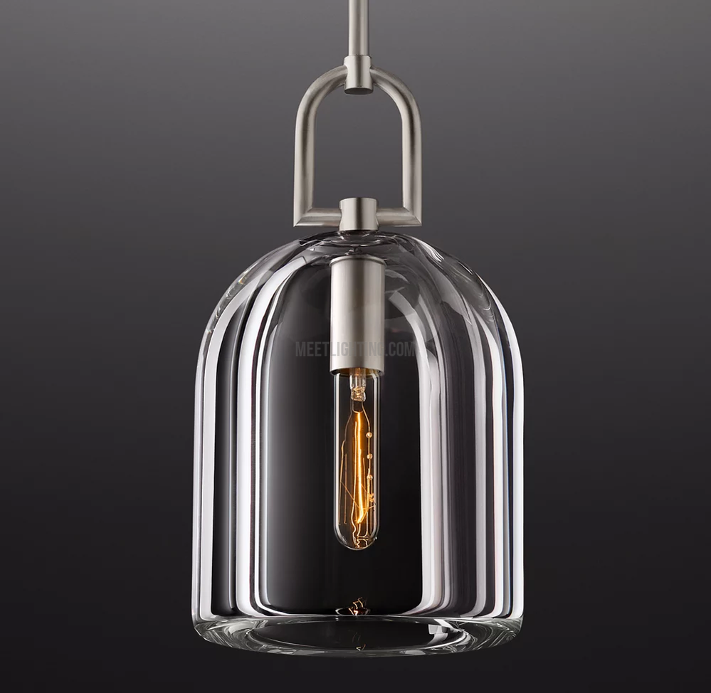Pendant light in dining room setting — sculptural glow | Casa Norex