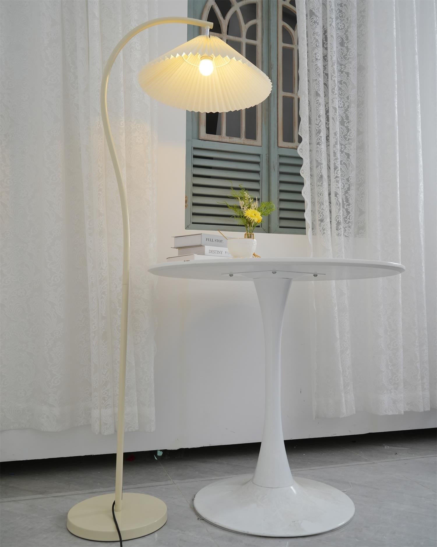 Pleated fabric floor lamp adjustable head beige | Casa Norex