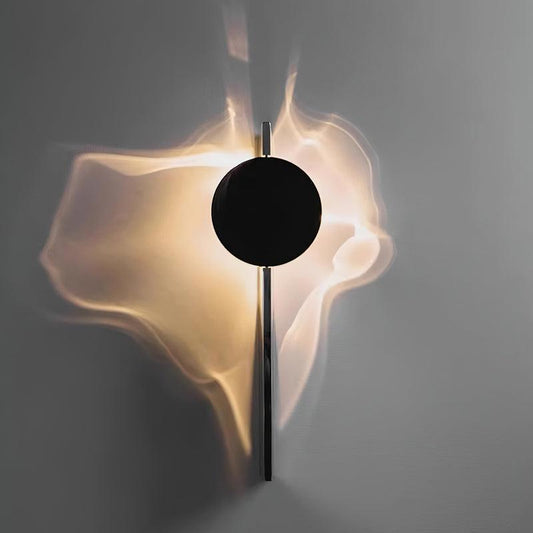 Kinetic Shadow wall lamp — mirrored chrome finish with black shade | Casa Norex