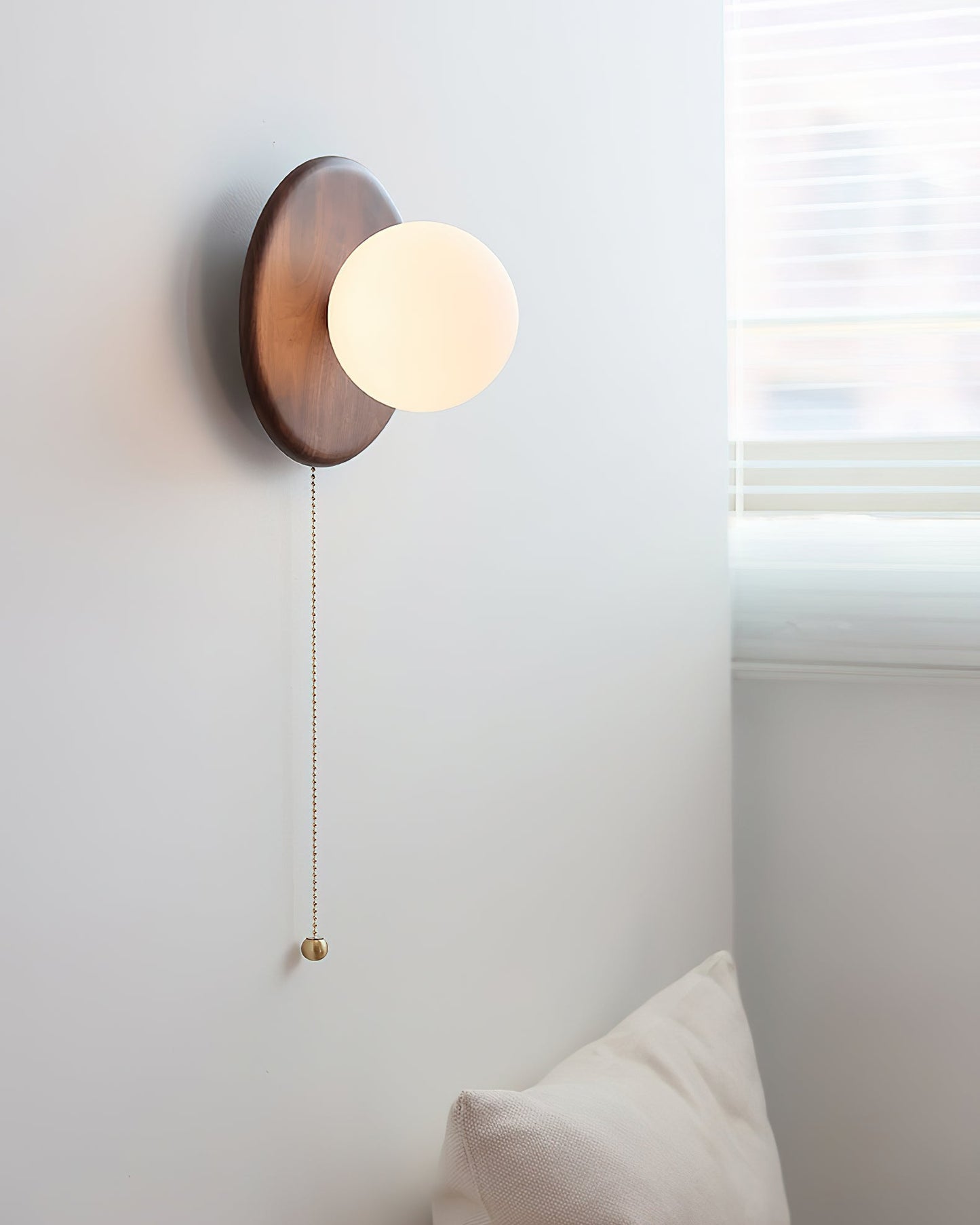 Abel Wood Disk Light