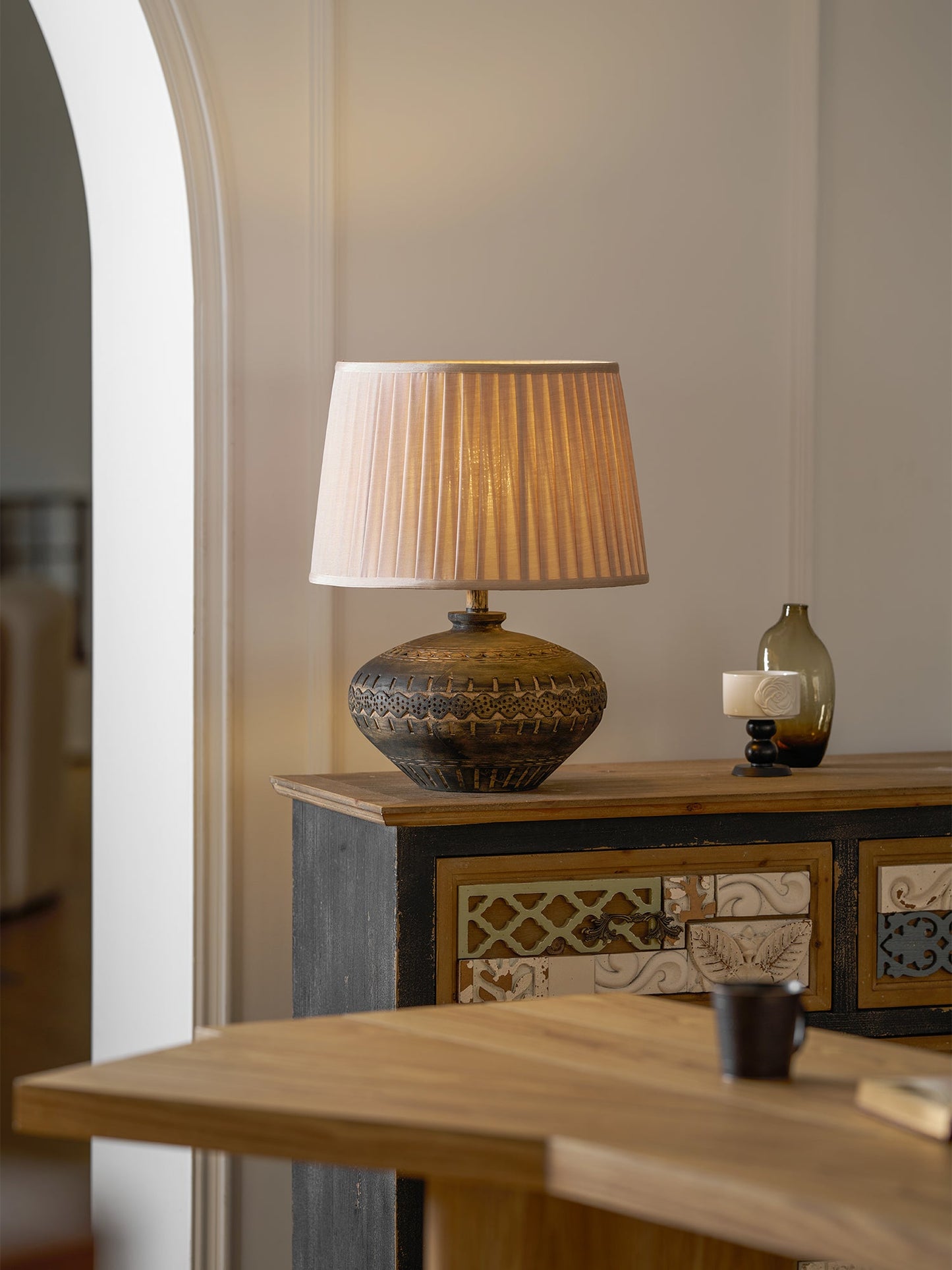 Etta Ceramic Table Lamp
