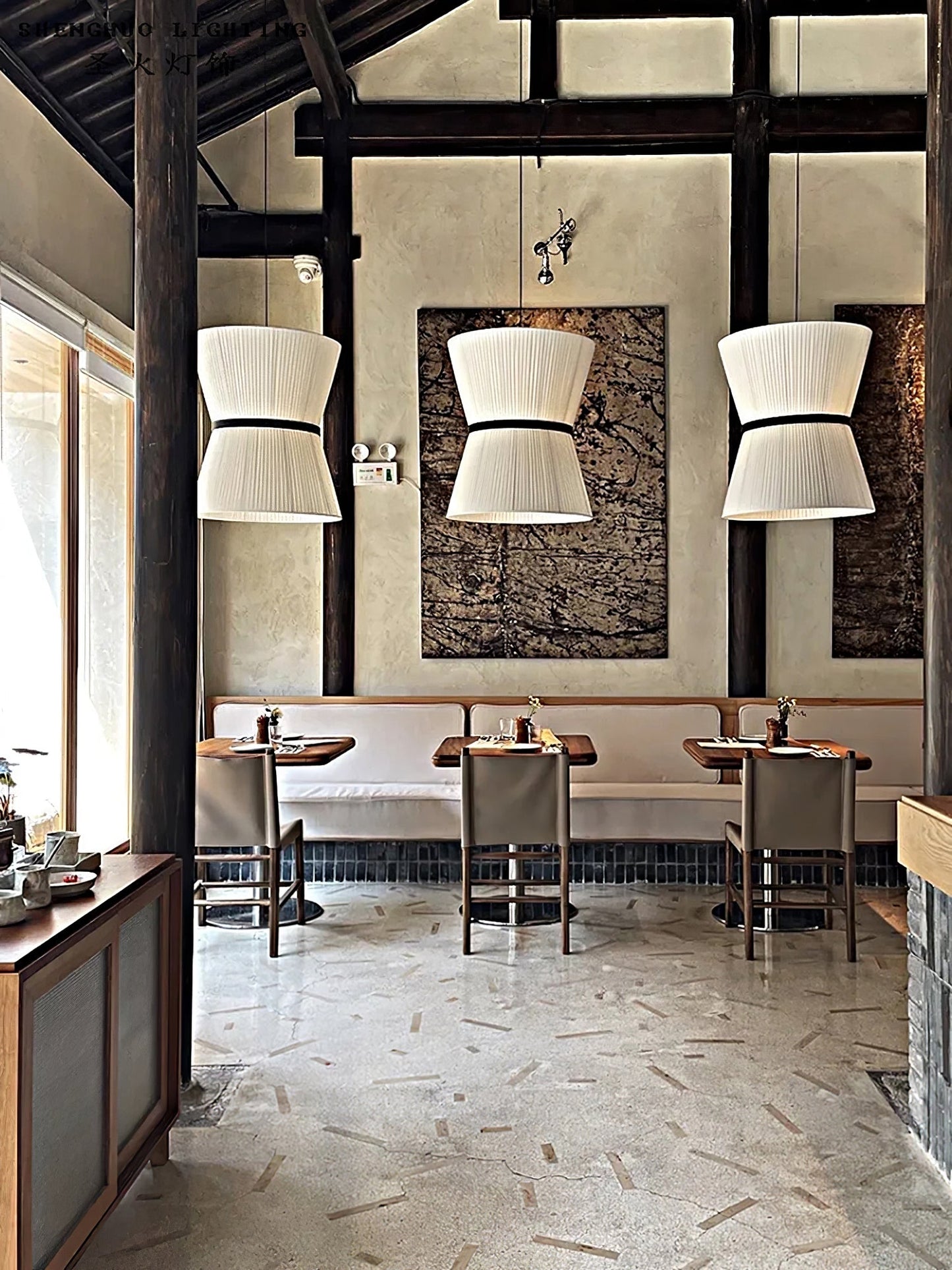 Folie Pendant Light