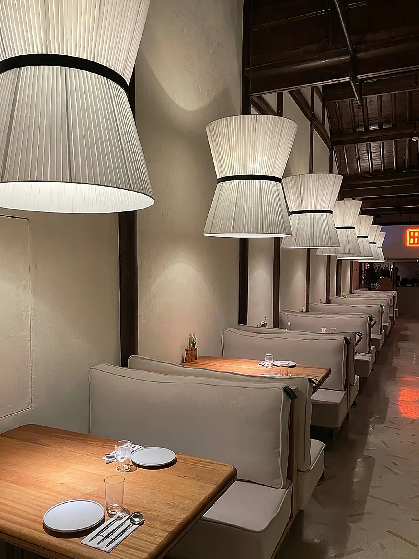 Folie Pendant Light