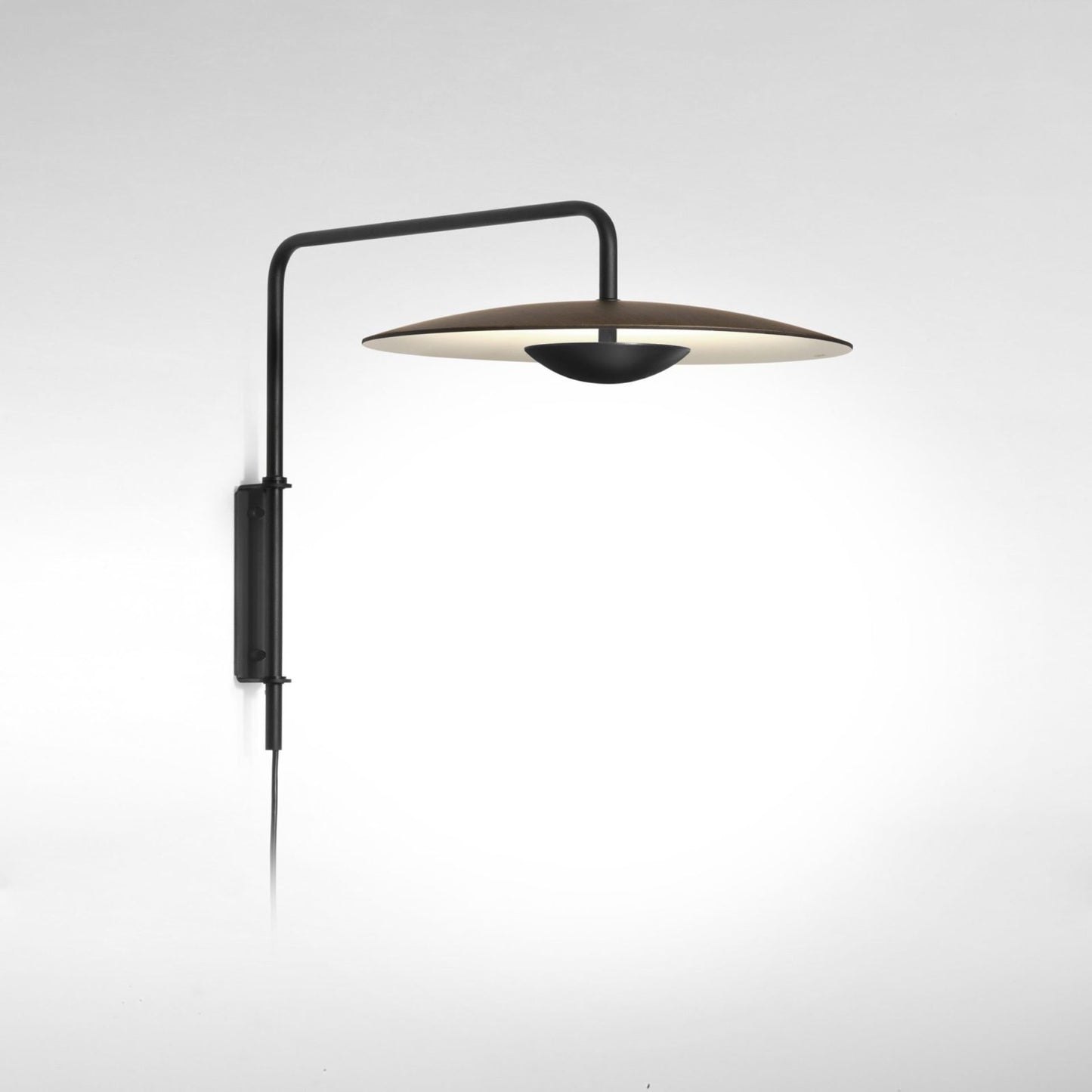 Ginger wall lamp in modern living room warm 3000K glow - Casa Norex