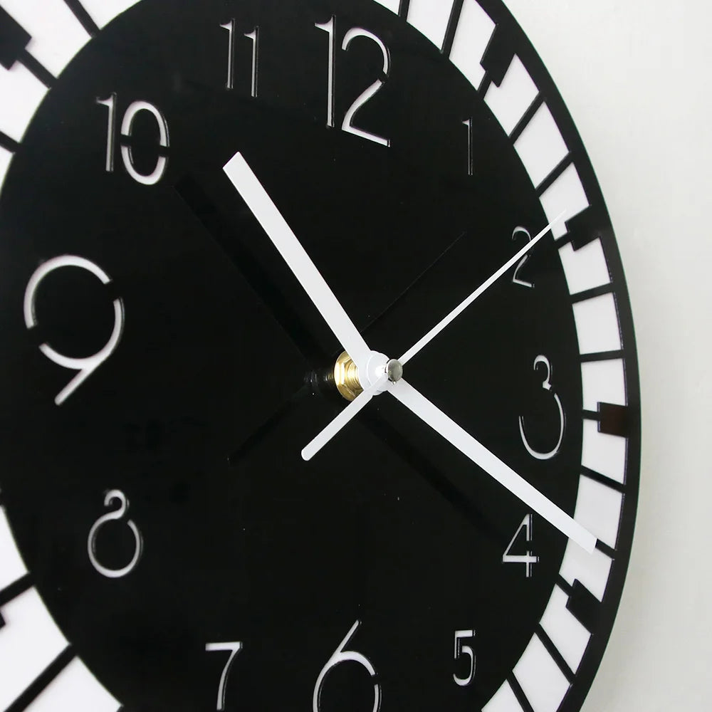 Piano & Violin Pendulum Wall Clock rear-hook mounting hardware | Casa Norex