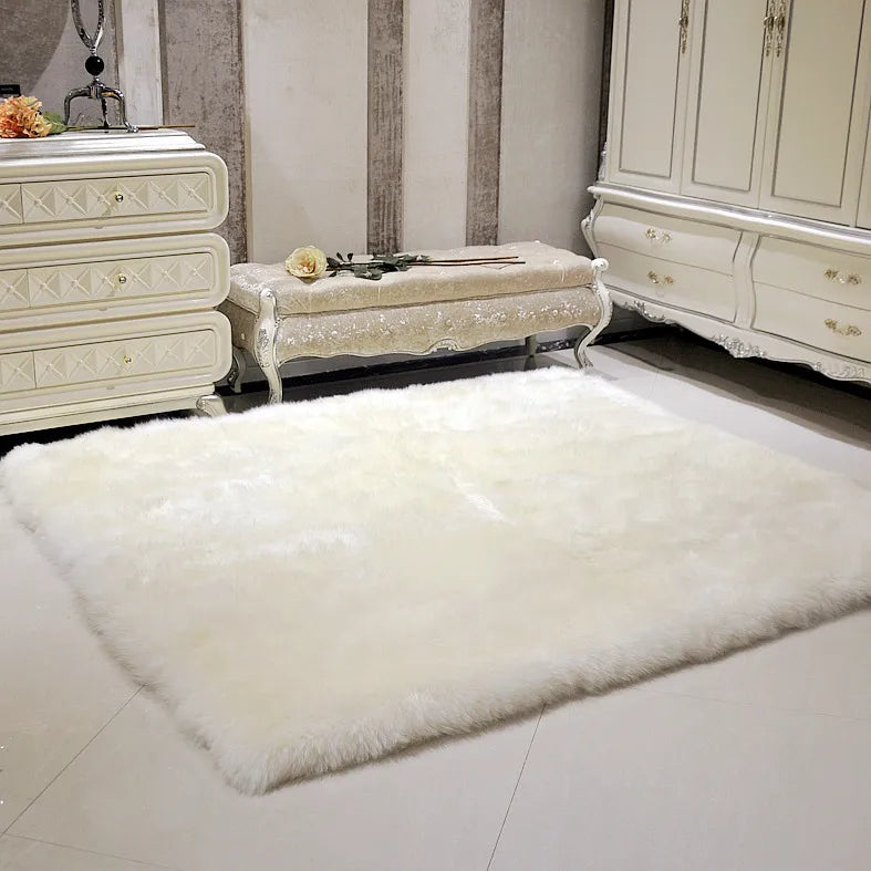 Pure wool shag rug in white — deep 5cm pile shown on white background | Casa Norex