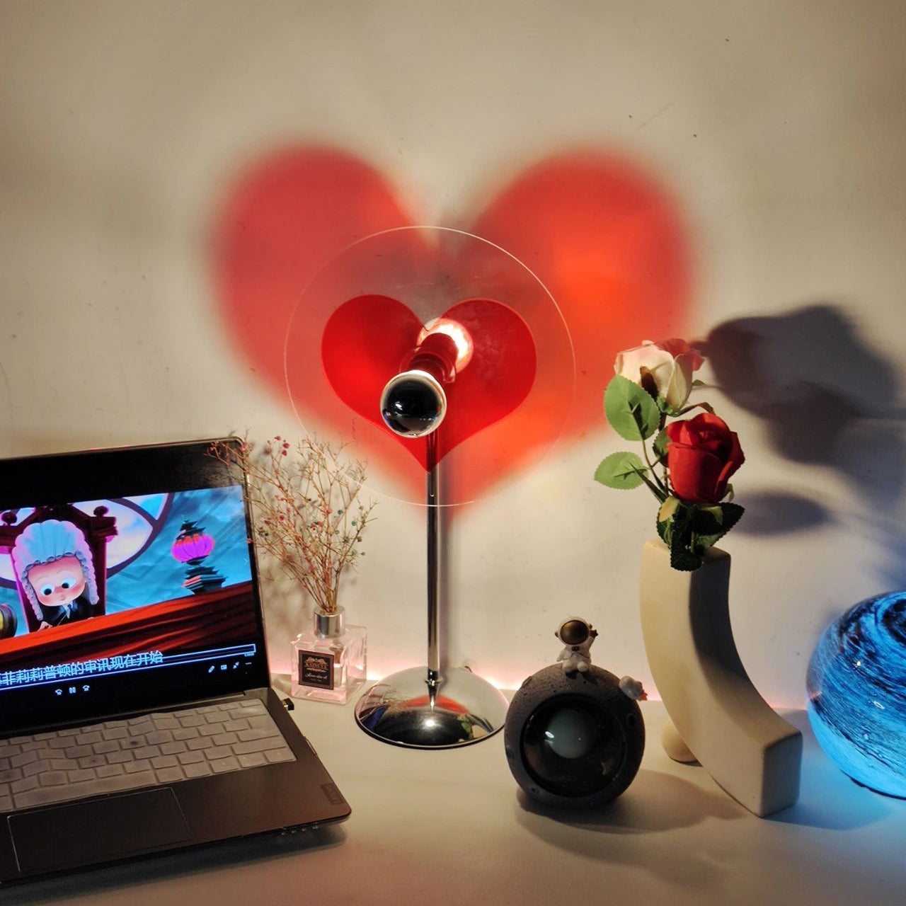 Heart Atmosphere Table Lamp