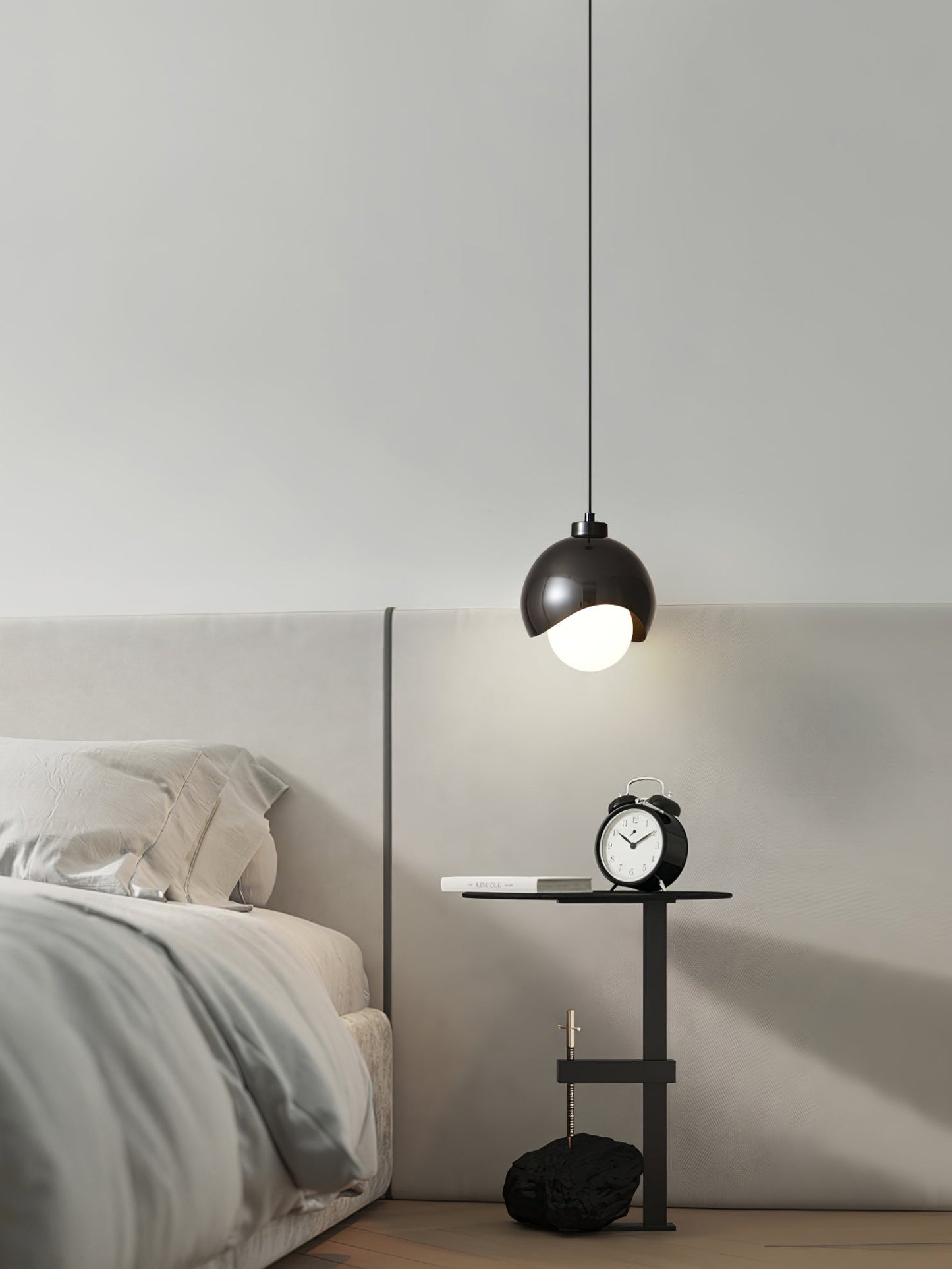 Helmet Pendant Lamp