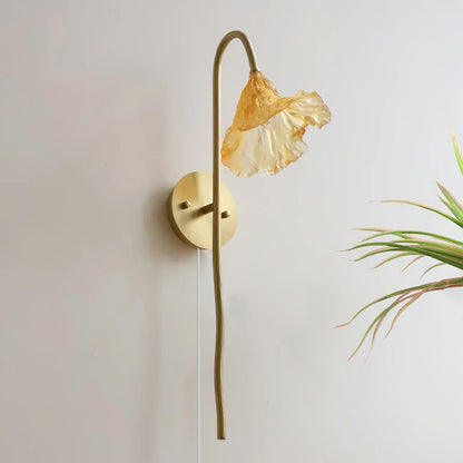 Amber petal glass shade close-up - Lotus plug-in wall lamp by Casa Norex