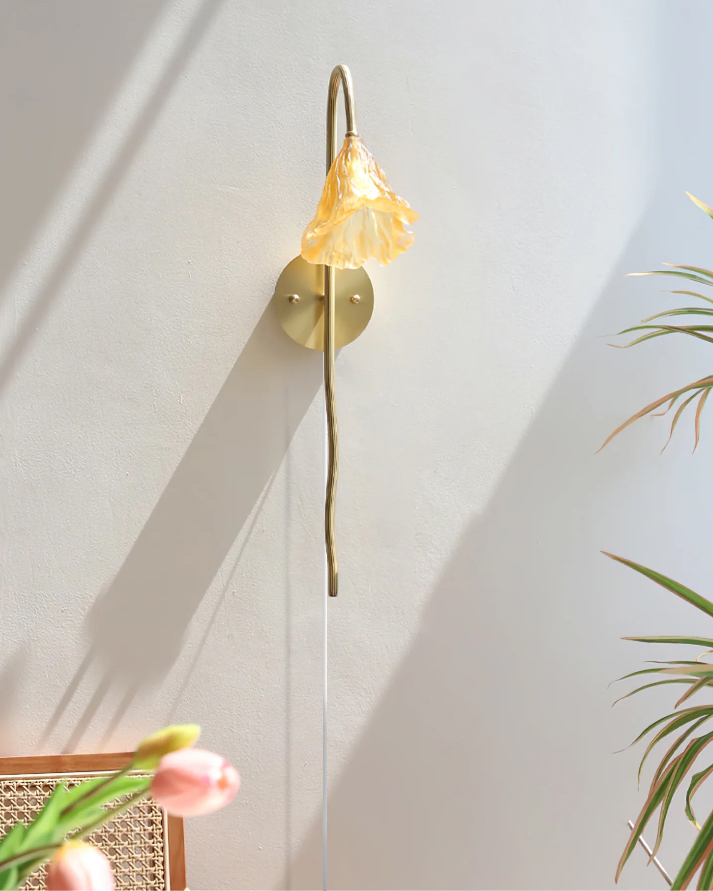 Lotus Amber wall sconce brass stem side profile - Casa Norex