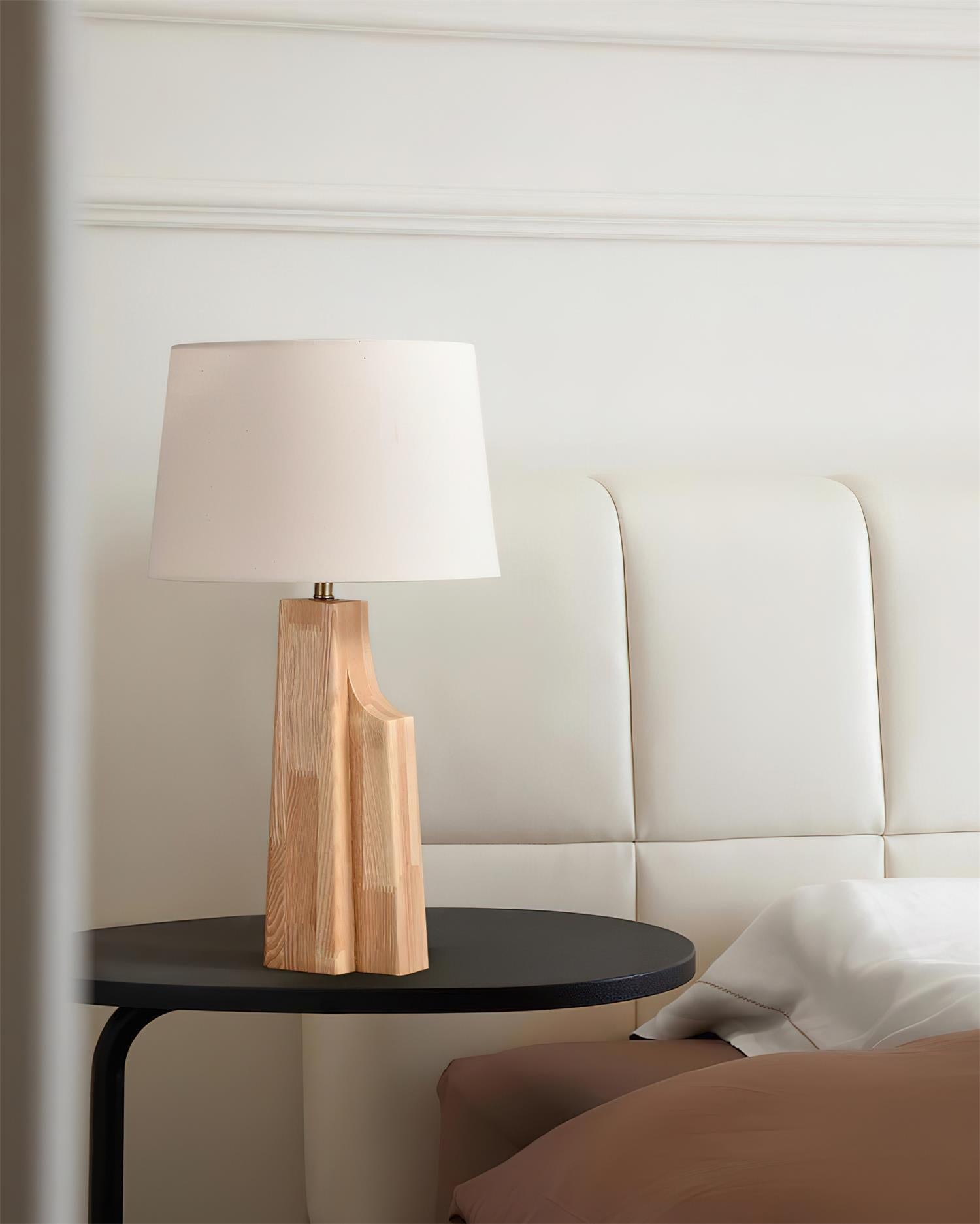Lunet table lamp fabric shade detail - soft diffused glow - Casa Norex