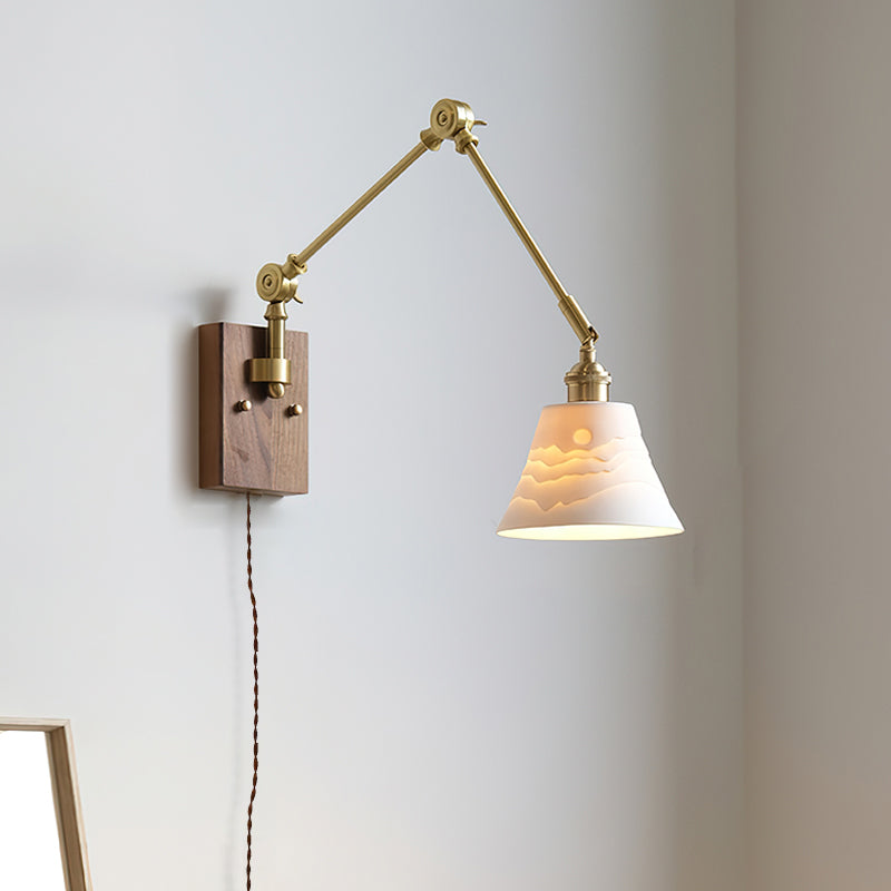 Ribbed ceramic shade close-up - Murale plug-in wall lamp by Casa Norex