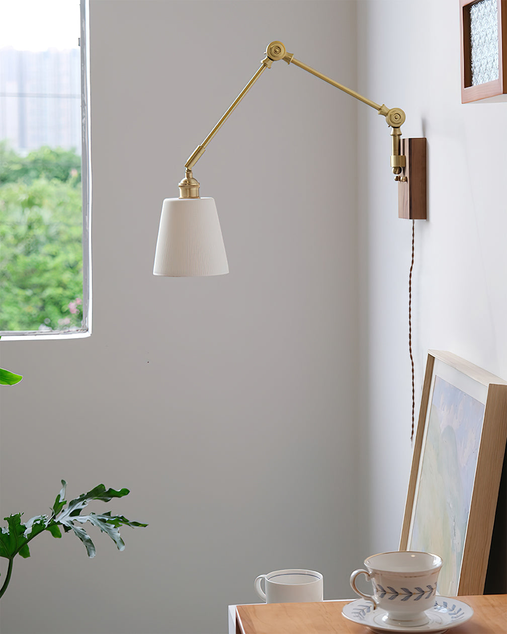 Murale ceramic plug-in sconce installed living room - Casa Norex