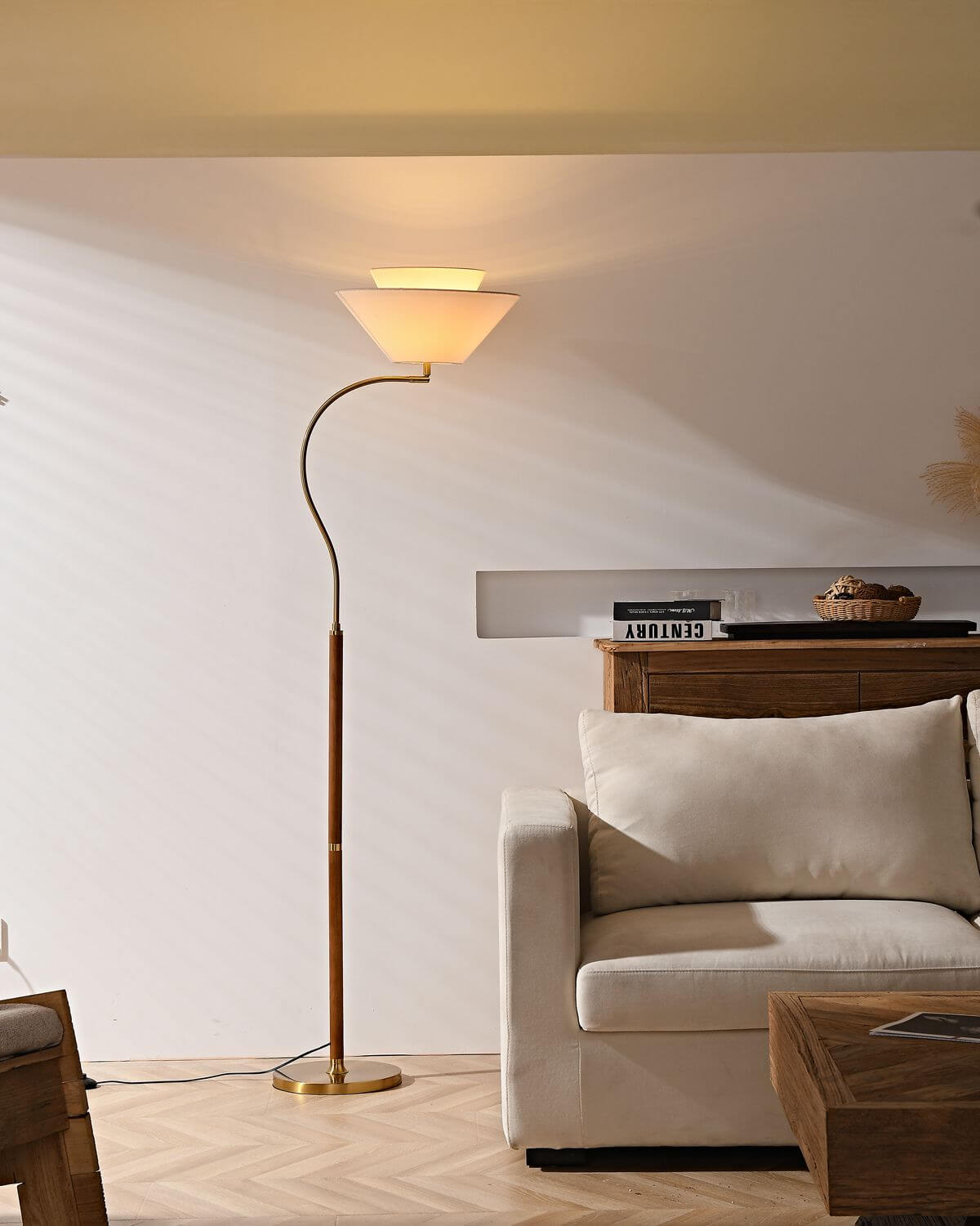 Aurelia floor lamp back view — walnut arch column — Casa Norex