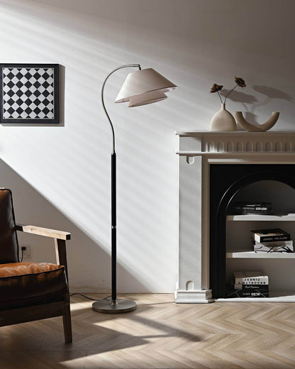 Aurelia floor lamp base plate close-up — Casa Norex