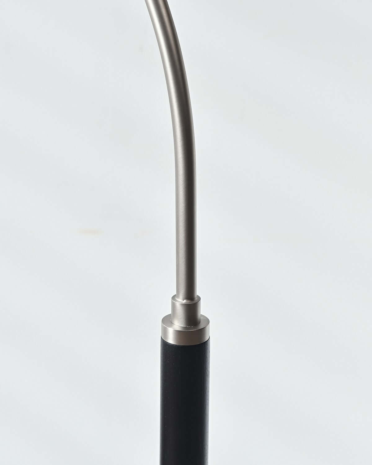 Aurelia floor lamp scale and proportion view — Casa Norex