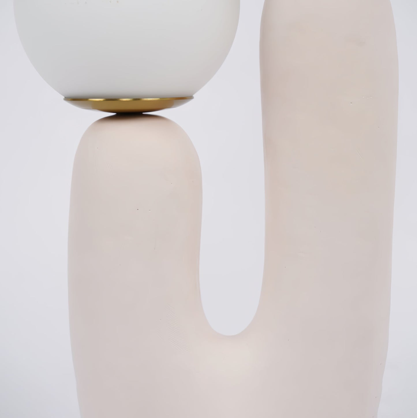 Oo Rough Table Lamp