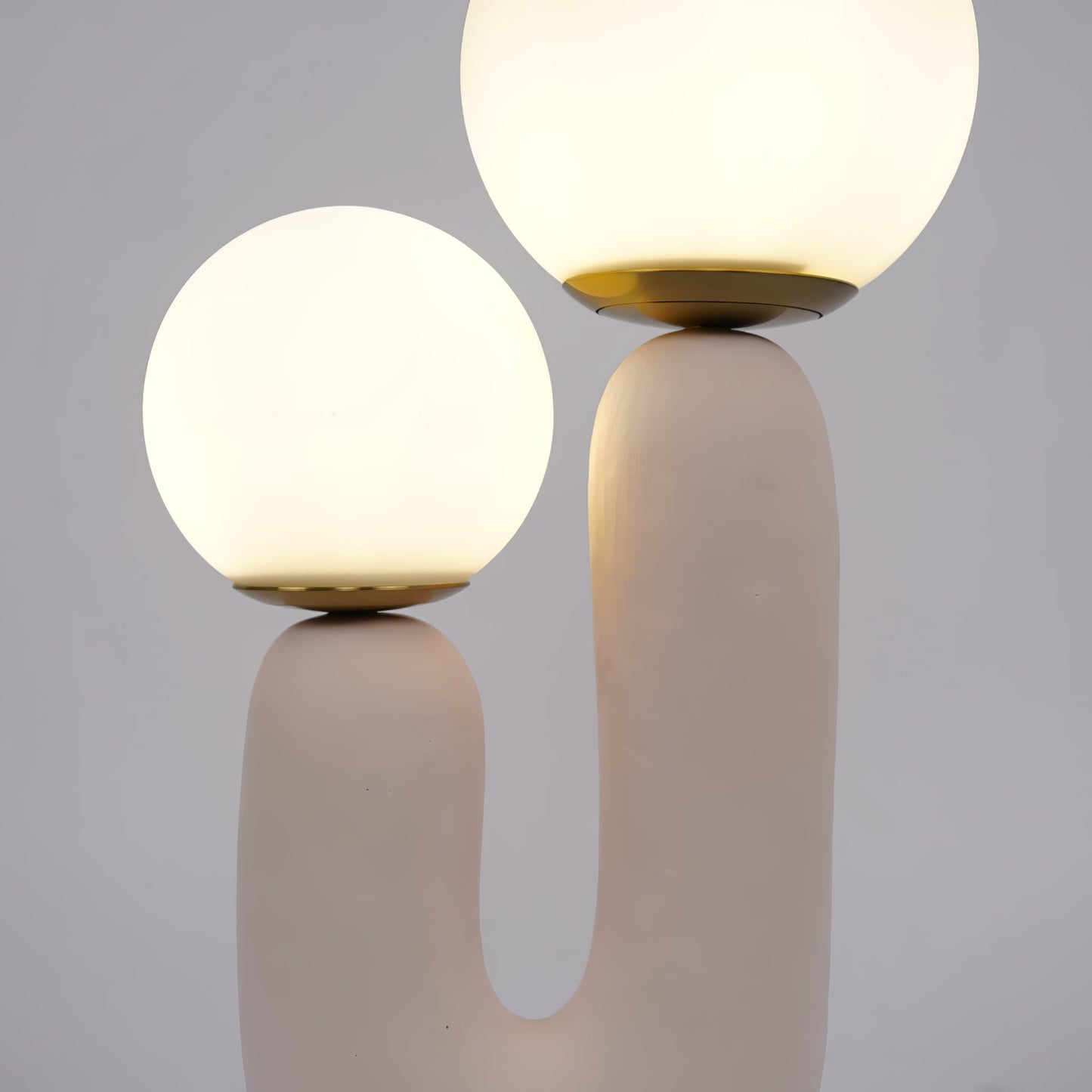 Oo Rough Table Lamp