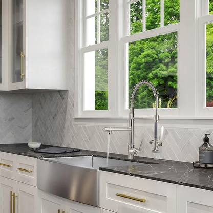 Kingswood Pull-Out Kitchen Faucet — corrosion-resistant finish, close-up | Casa Norex