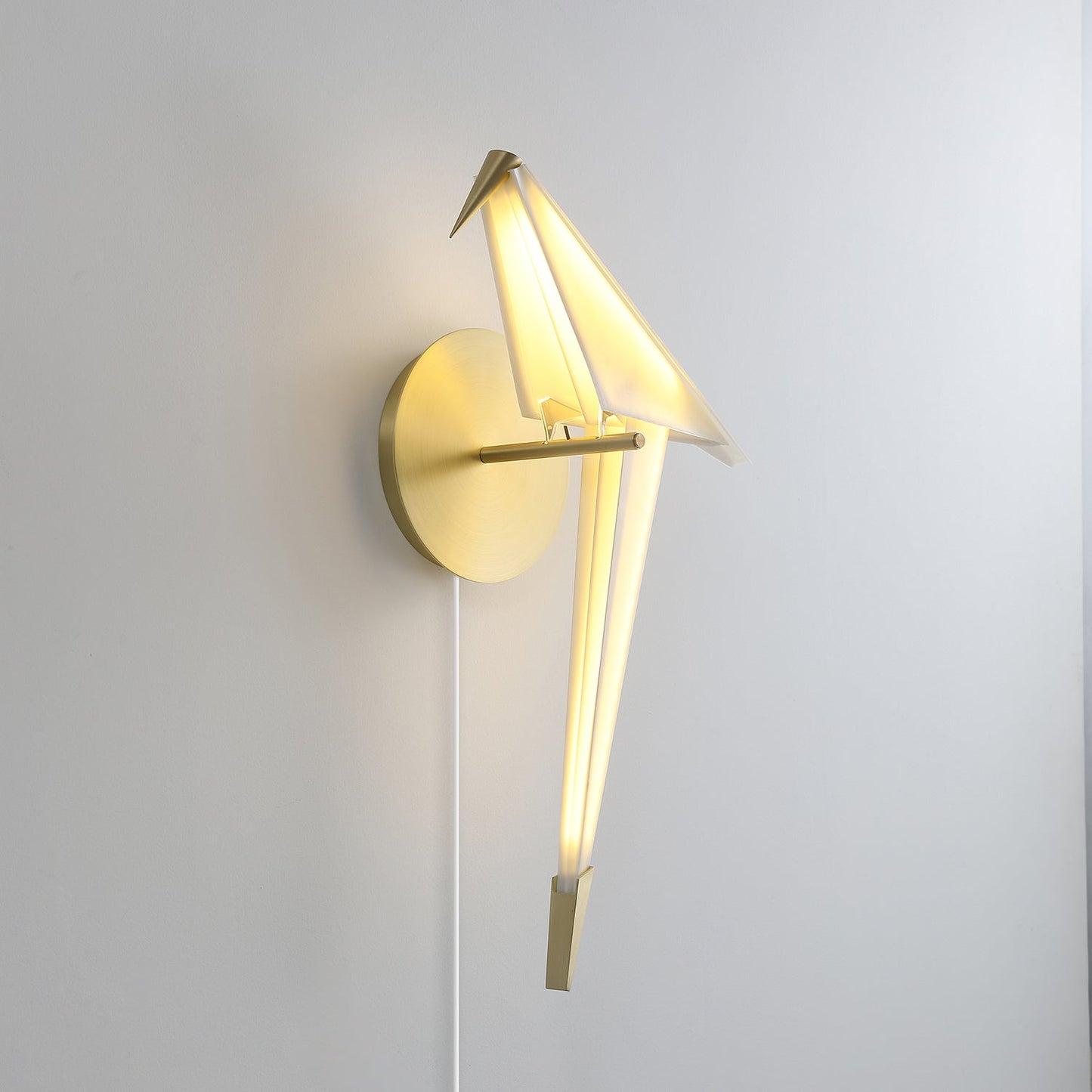 Perching Bird A gold finish branch lamp - Casa Norex