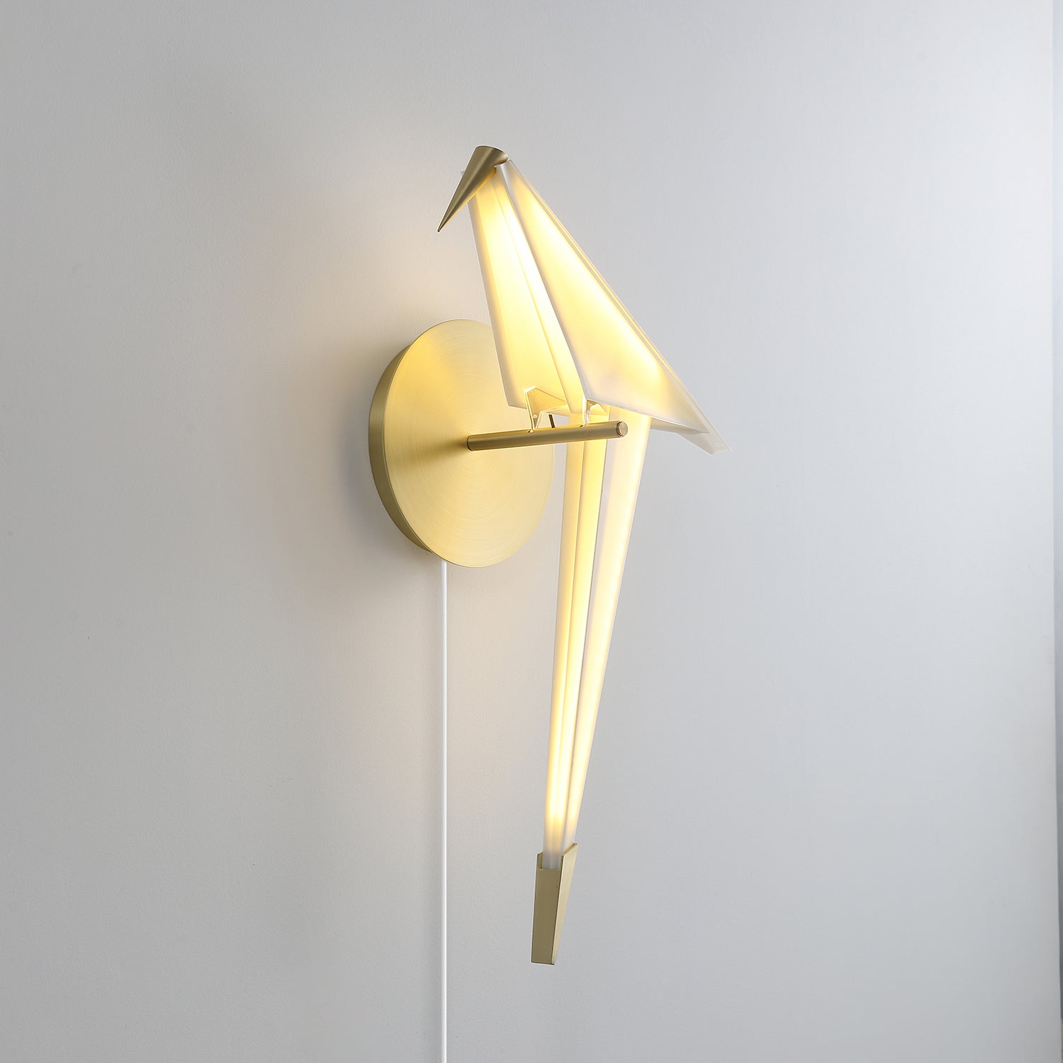 Perching Bird A gold finish branch lamp - Casa Norex
